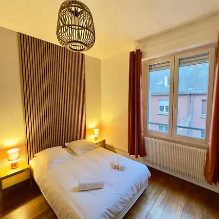 Cathedrale Et Beffroi A 180 Netflix - Parking Lejlighed *