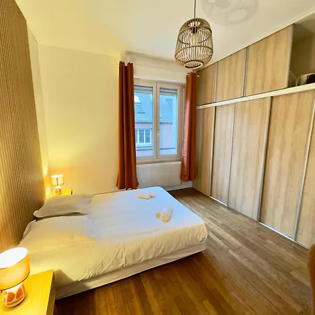 Cathedrale Et Beffroi A 180 Netflix - Parking Apartmán *