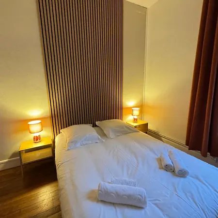 Cathedrale Et Beffroi A 180 Netflix - Parking * Amiens