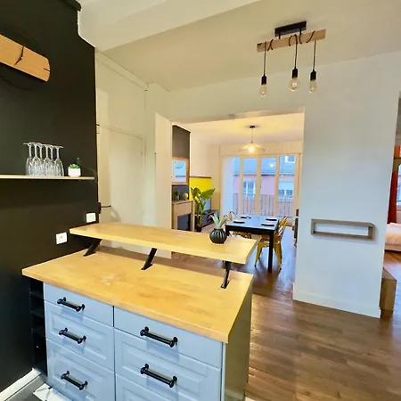 Cathedrale Et Beffroi A 180 Netflix - Parking Amiens