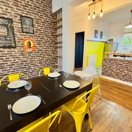 Cathedrale Et Beffroi A 180 Netflix - Parking * Amiens