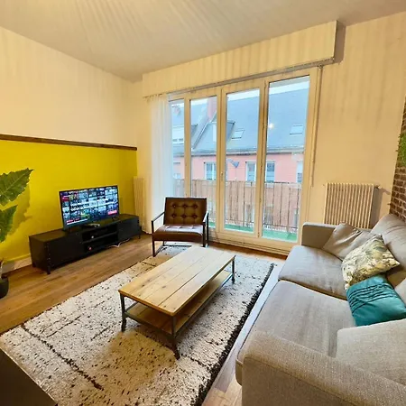 Cathedrale Et Beffroi A 180 Netflix - Parking Apartmán *